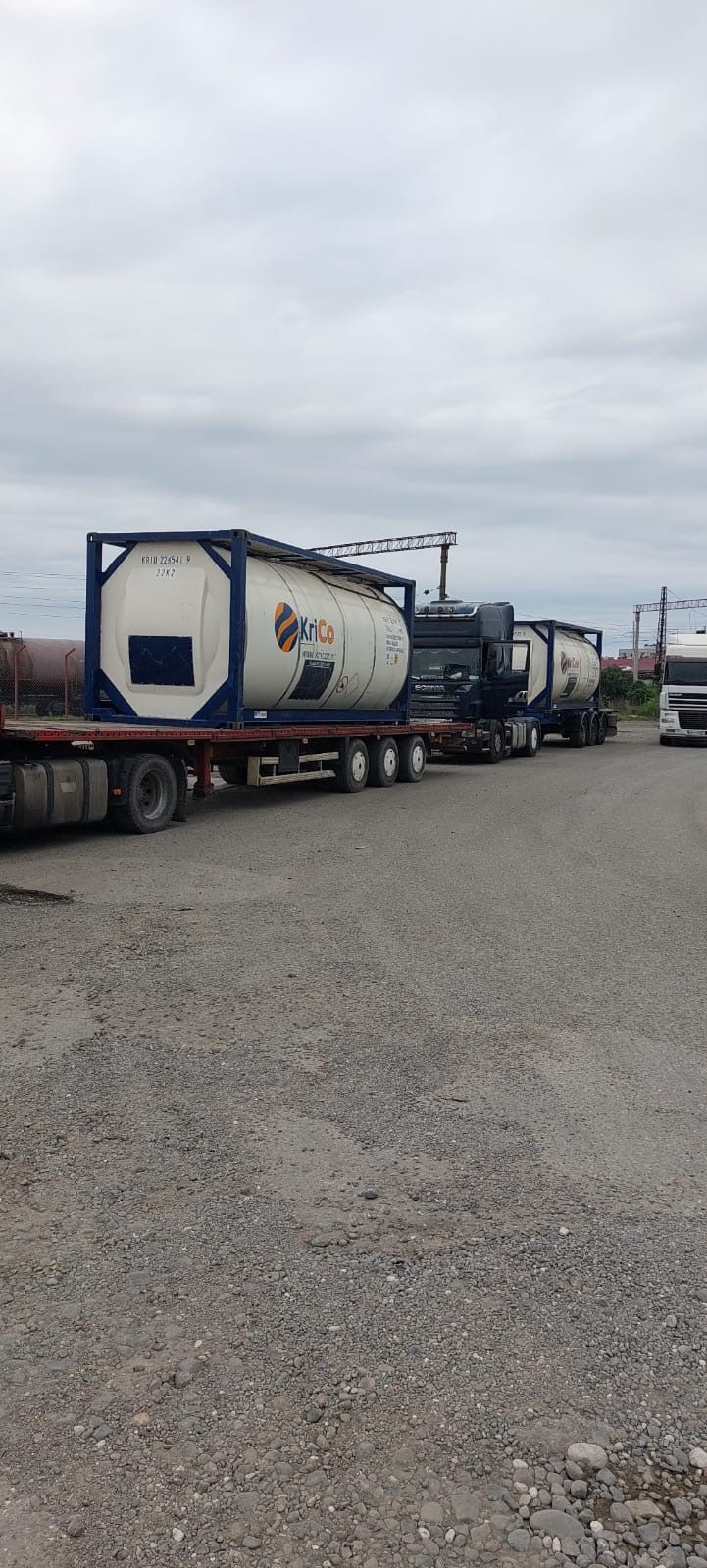 Танк-контейнер (ISO Tank Container) на шасси грузовика